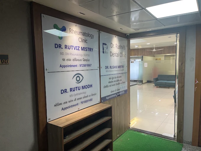 Dr. Rutu Modh - Eye Specialist in Sola